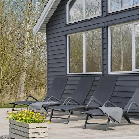 Lovely In Idestrup With Private Swimming Pool, Be Inside Or Outside Сasa de vacaciones