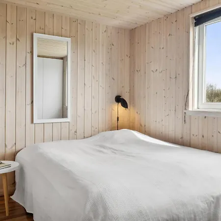 Awesome In Idestrup With Sauna Feriehus
